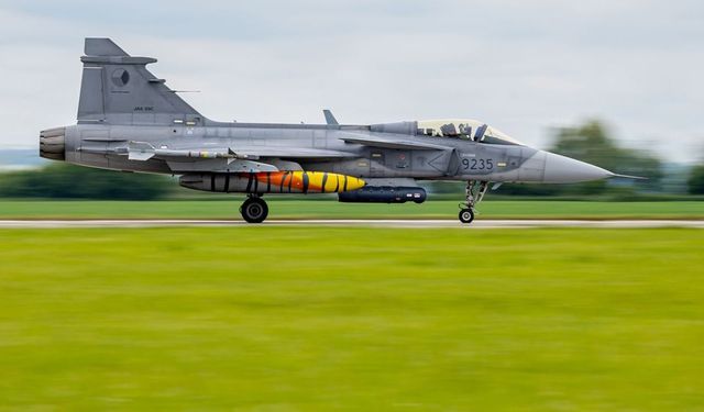 150 Savaş Uçağı Alınıyor