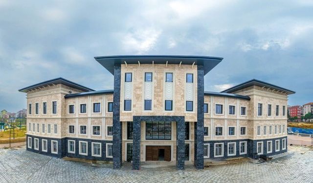 Kaymakamlık Kaçta Kapanıyor? Kaymakamlık Çalışma Saatleri 2025