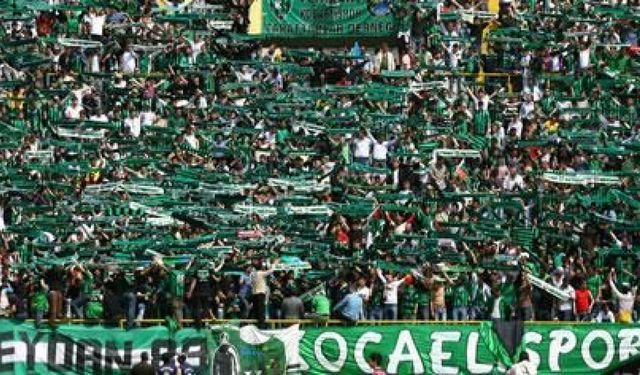 Kocaelispor Taraftarından Hakem Tepkisi: “Türkmen’i İstemiyoruz!”