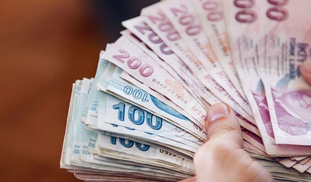 Emekliye 1.500 TL Ek Ödeme Fırsatı! Kimler Alabilecek?