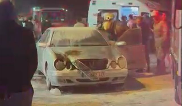 Eşiyle tartıştı hem kendini hem otomobilini ateşe verdi!