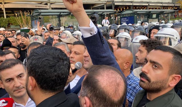 CHP İstanbul İl Örgütü'nden TRT Yürüyüşü