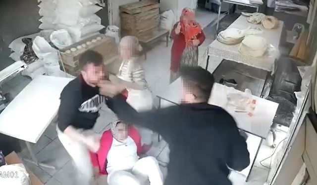 Fırında Ölesiye Yumruklaştılar