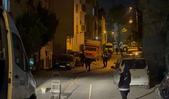 Gebze’de 7 katlı binanın çökmesinin ardından zeminin tomografisi santim santim çekiliyor