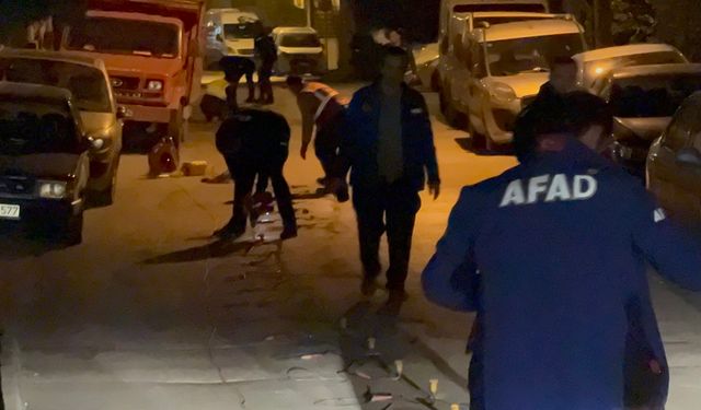 Gebze’de 7 katlı binanın çökmesinin ardından zeminin tomografisi santim santim çekiliyor