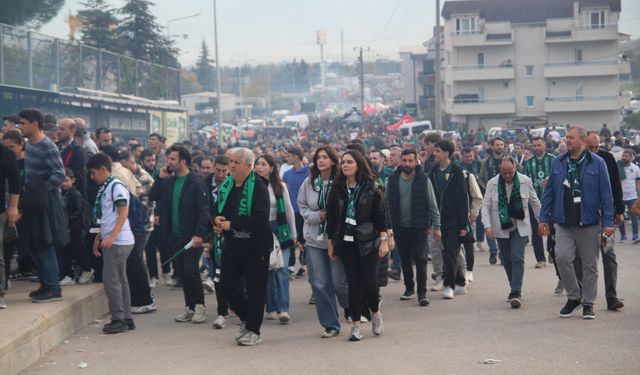 Kocaelispor - Galatasaray maçında seyirci rekoru kırıldı
