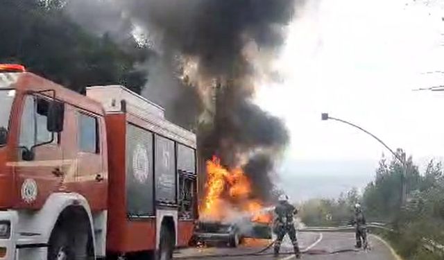 Seyir halindeki otomobil alevlere teslim oldu