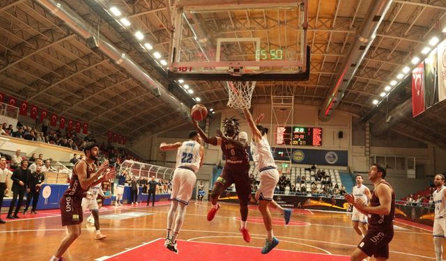 TBL’de Bandırma Rüzgarı: Kocaeli’yi 82-61 Mağlup Ettiler