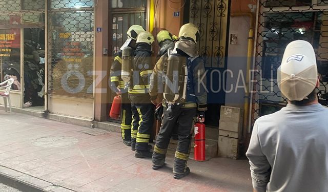 İzmit Cedit Mahallesinde Yangın!