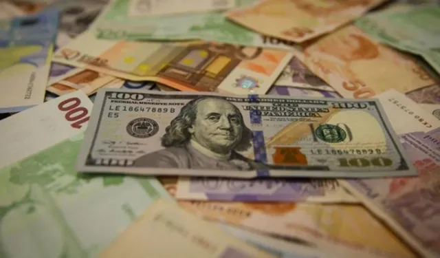 Dolar ve Euro’da Yatay Seyir: 12 Kasım Kur Fiyatları