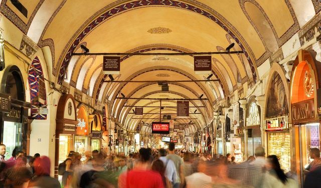 Kapalıçarşı'ya Operasyon! 335 Milyon TL'ye el konuldu