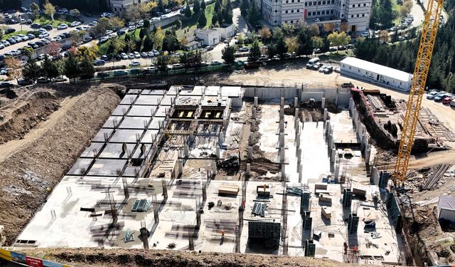 KOÜ Camii ve Otopark projesinde ilerleme yüzde 40