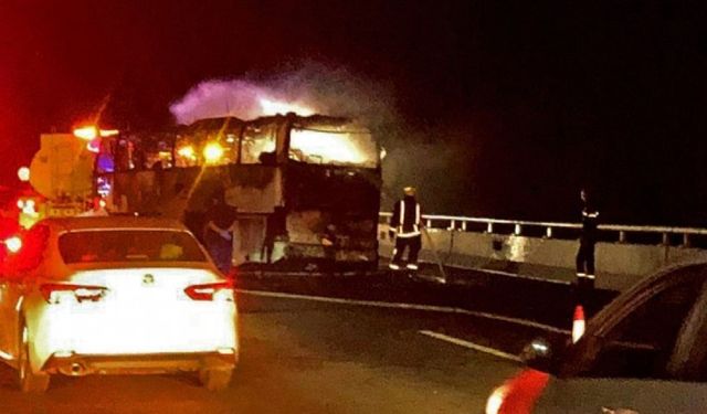 Hacılar Yakıt Tankerine Çarptı: 45 ölü