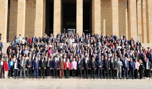 CHP Kocaeli Atatürk'ün ebedi huzurunda
