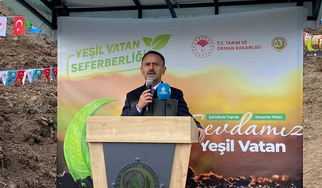 Karamürsel’de 3 Bin Fidan, 10 Cana İthaf Edildi