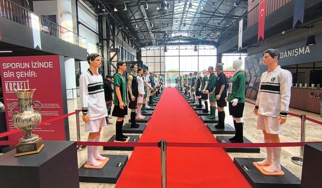 Kocaelispor'un Tüm Formaları Sergide