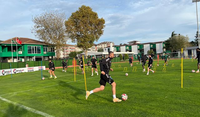 Kocaelisporda Göztepe maçı öncesi taktiğe hazırlık idmanı