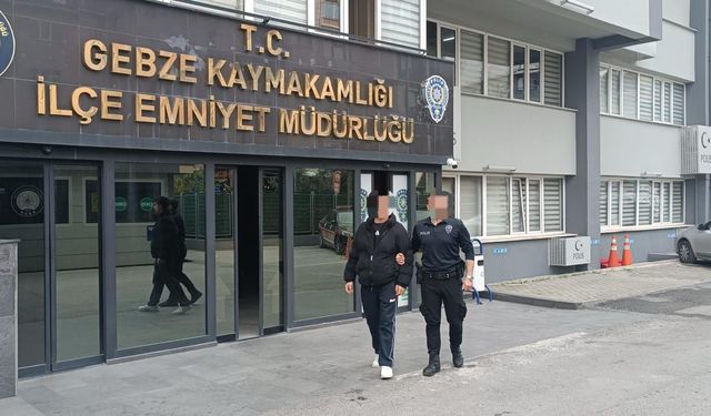 Hırsızlık Suçundan Aranan 15 Yaşındaki Hükümlü Yakalandı