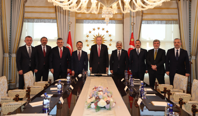 Kocaeli heyeti, İstanbul’da Cumhurbaşkanı Erdoğan ile görüştü