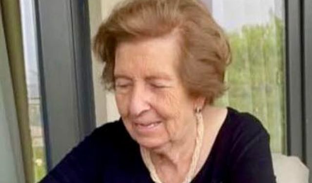 Muazzez Şenbel Hayatını Kaybetti