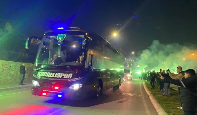 Kardeşlik Maçı Öncesi Kocaelispora Görkemli Karşılama
