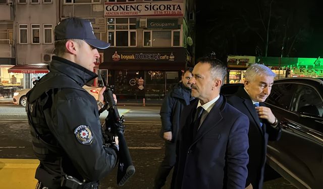 Vali Aktaş’tan yılbaşı mesaisi: Saraybahçe Polis Merkezi’ni ziyaret etti