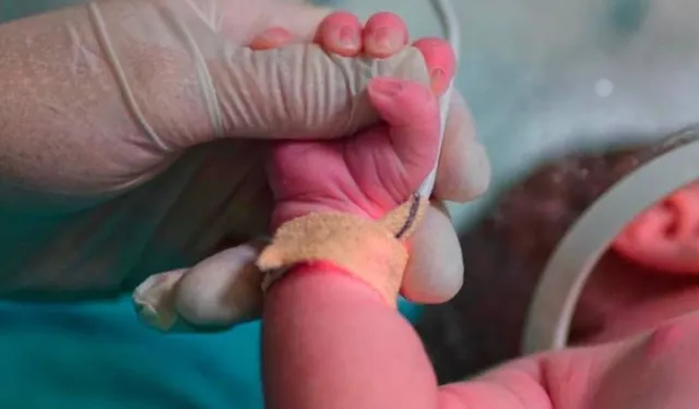 2 Aylık Bebek Açlıktan Öldü