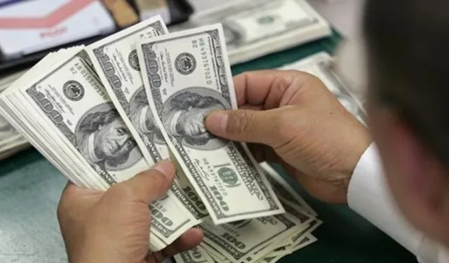 Dolar ve Euro Güne Yükselişle Başladı