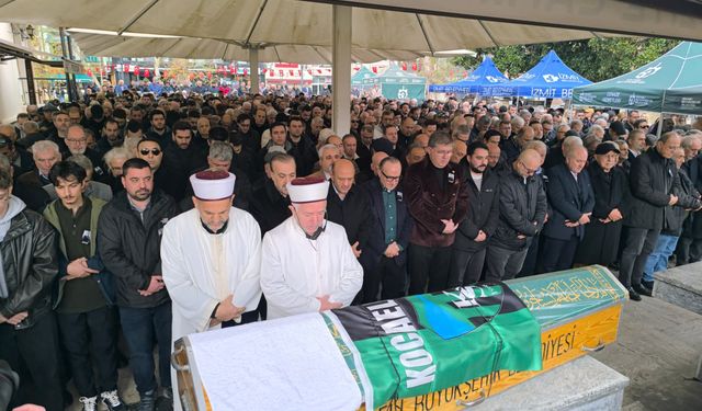 Gazeteci İsmet Çiğit’e İzmit'ten Veda