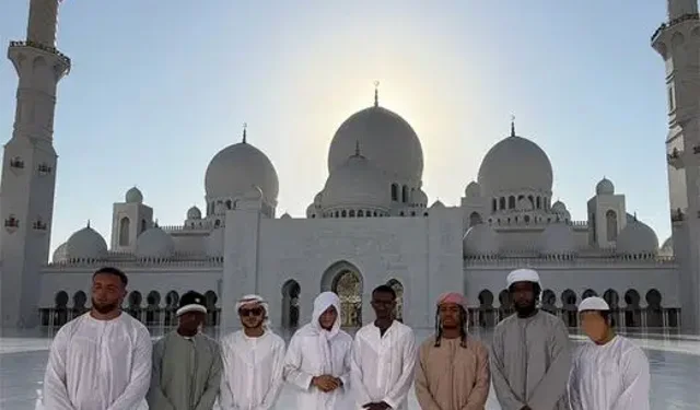 Dünyaca Ünlü Rapçi Müslüman Olduğunu Açıkladı!