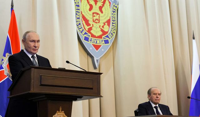 Putin: "TürkAkım doğalgaz boru hatlarını patlatmaya çalışıyor"