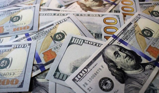 Dolar ve Euro’da yeni ayın ilk rakamları belli oldu