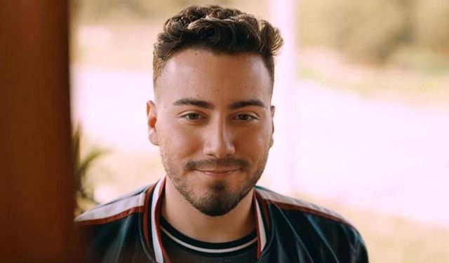 Enes Batur gözaltına alındı