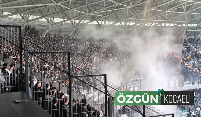 Deplasman tribününden Kocaelispor taraftarına meşale atıldı