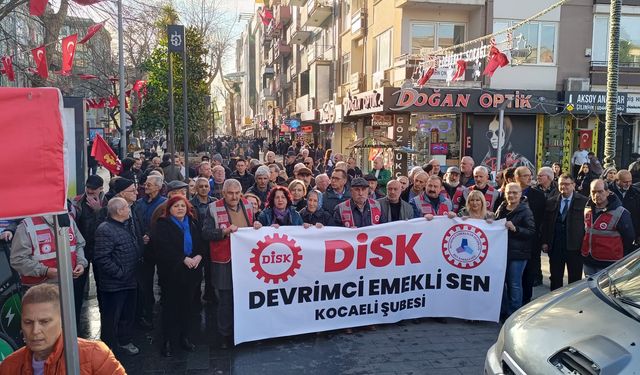 DİSK Emekli-Sen: “Emekli Yaşamıyor, Entübe Edildi”