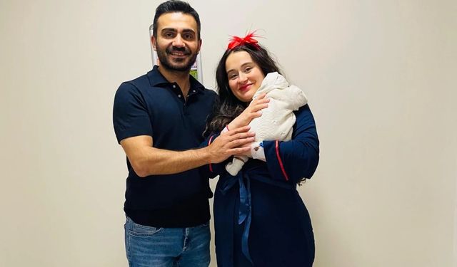 Gazeteci Aydın çiftinin mutlu günü