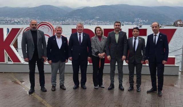 Körfez’de iftar daveti tartışması