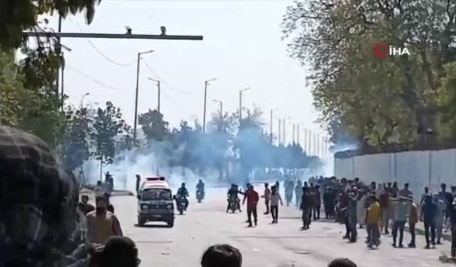 ABD Elçiliği Önünde Protesto: 8 Ölü