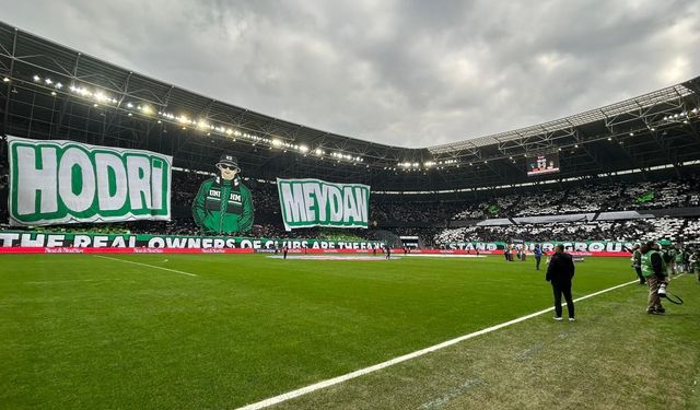 Fırça, boya ve tribün tutkusu: Seto Pankart’ın hikayesi