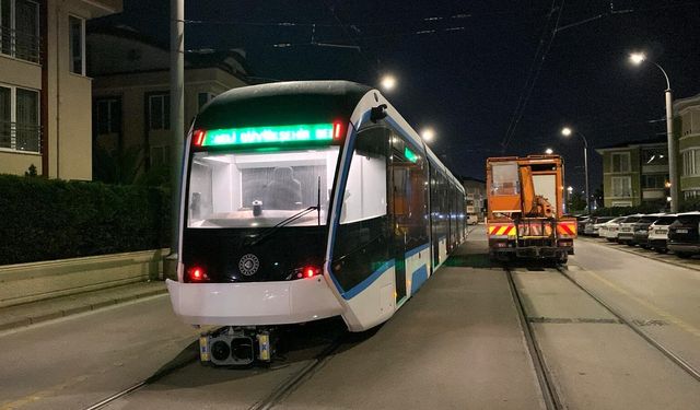 Kocaeli’de Yeni Nesil Tramvayın Dördüncüsü Hizmete Girdi