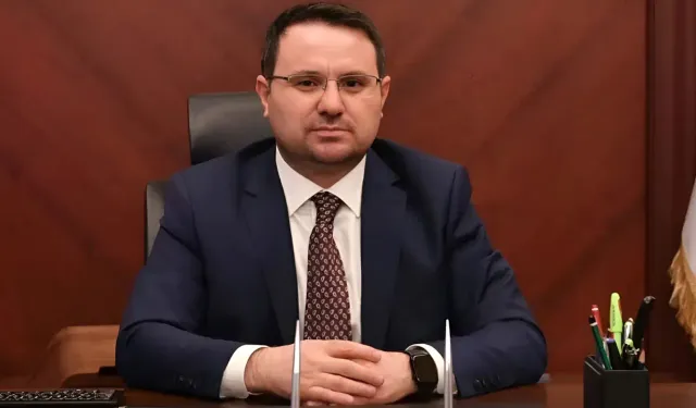 Akın Gürlek Fenomen Dizide Rol Almış