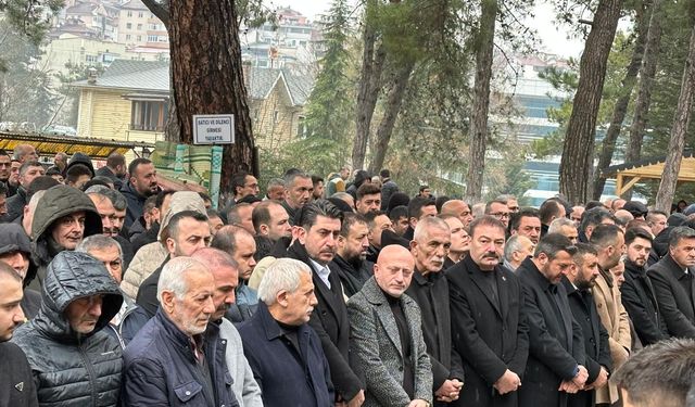 Kocaelili Dostları Arslan’ı Son Yolculuğunda Yalnız Bırakmadı