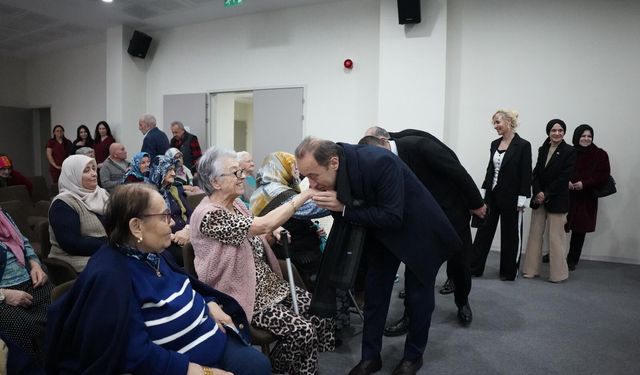 MHP Kocaeli Teşkilatı’ndan Yaşlılar Haftası’nda Huzurevi’nde