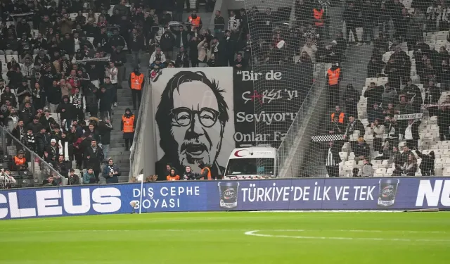 Beşiktaş Tribünlerinden İlber Ortaylı’ya Vefa