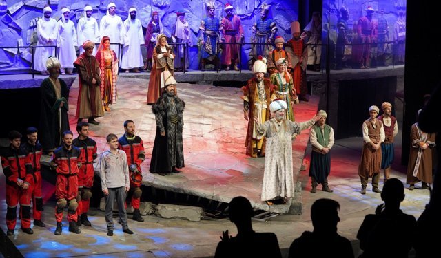 “Sinan” Oyunu İstanbul’da Büyük İlgi Gördü