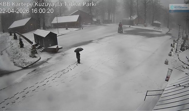 Kocaeli’de Bahar Ortasında Kar Sürprizi
