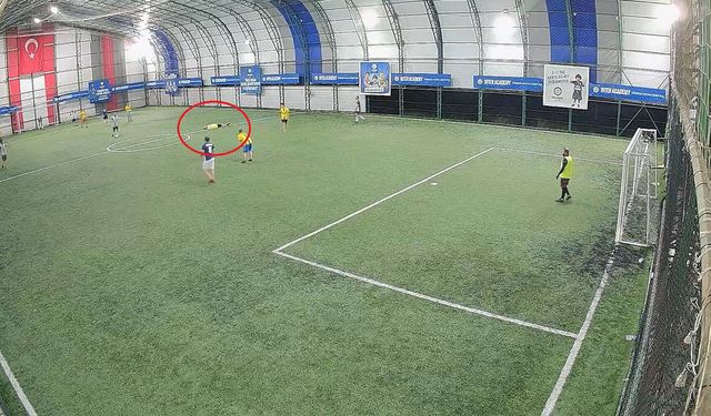 Futbol Oynarken Hayatını Kaybetti