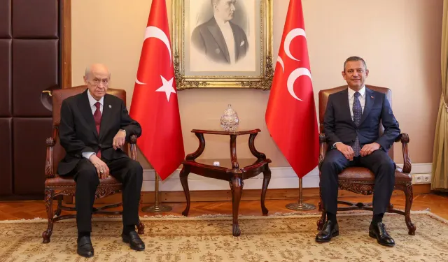 Bahçeli, Özel’i arayarak Kurban Bayramı’nı kutladı