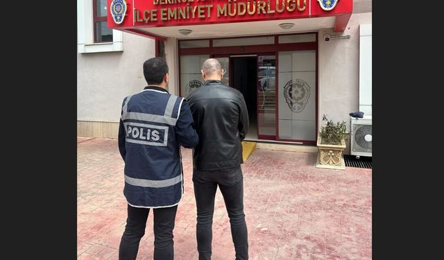 8 Yıl Hapis Cezasıyla Aranıyordu