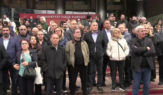 CHP GM'de Kılıçdaroğlu ve Özel Destekçileri Birbirine Girdi